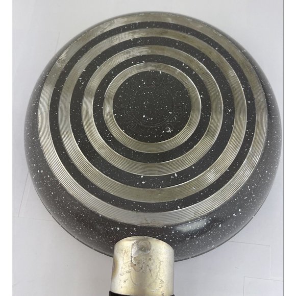 T-Fal Non Stick Sauté Pan Sauce Gray Speckle 8” - Picture 7 of 8